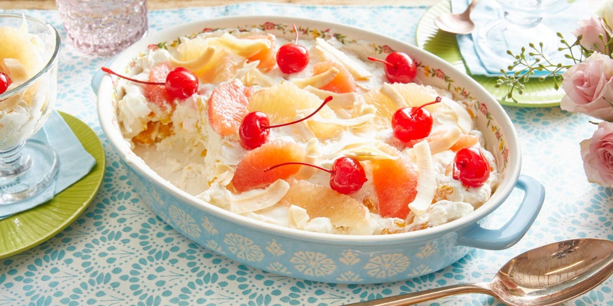 Beyond a Dollop: 21 Creative Whipped Cream Desserts & Uses